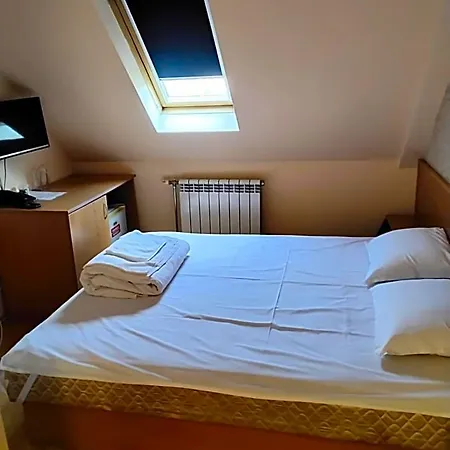 Hotel Mehdjarel 3*